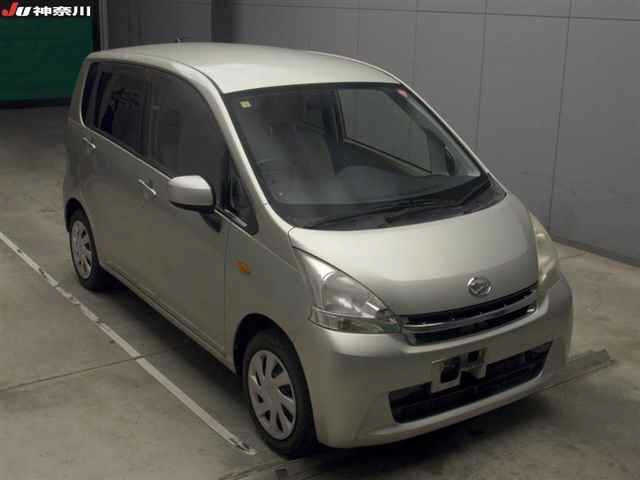 DAIHATSU MOVE 2012