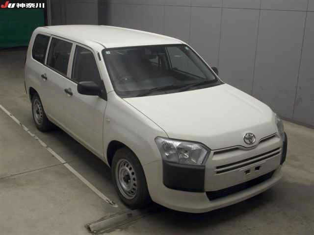TOYOTA PROBOX 2017
