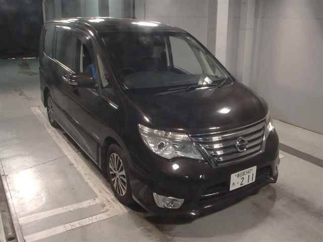 NISSAN SERENA