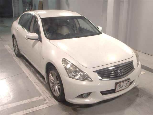 NISSAN SKYLINE 2010