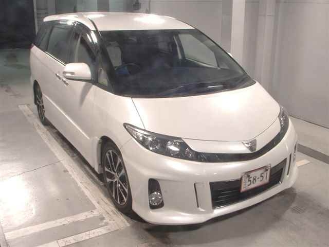 TOYOTA ESTIMA 2013