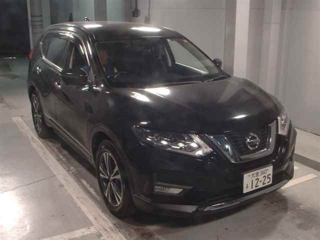 NISSAN X-TRAIL