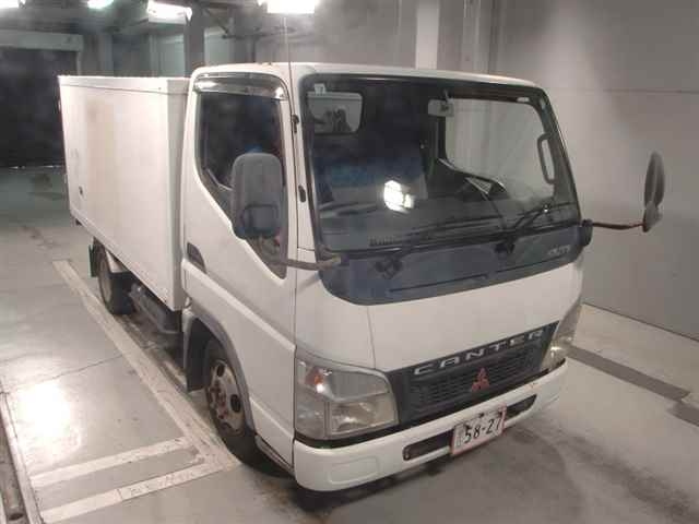 MITSUBISHI CANTER 2006