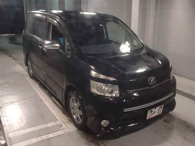 TOYOTA VOXY 2008