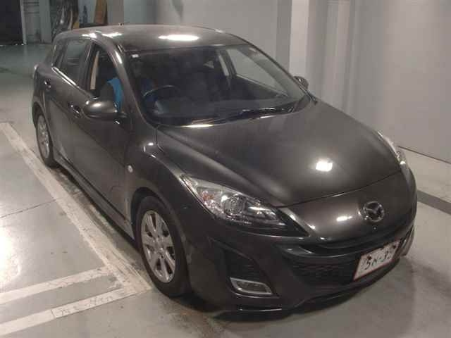 MAZDA AXELA 2010