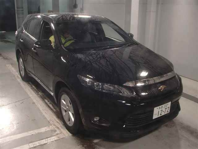 TOYOTA HARRIER 2017