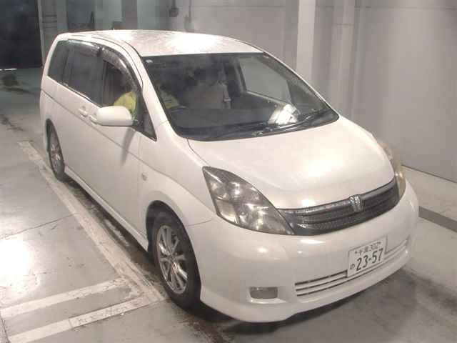 TOYOTA ISIS 2006