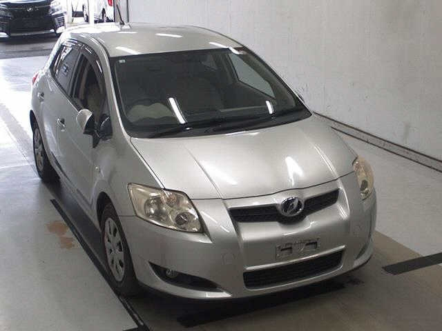 TOYOTA AURIS 2008