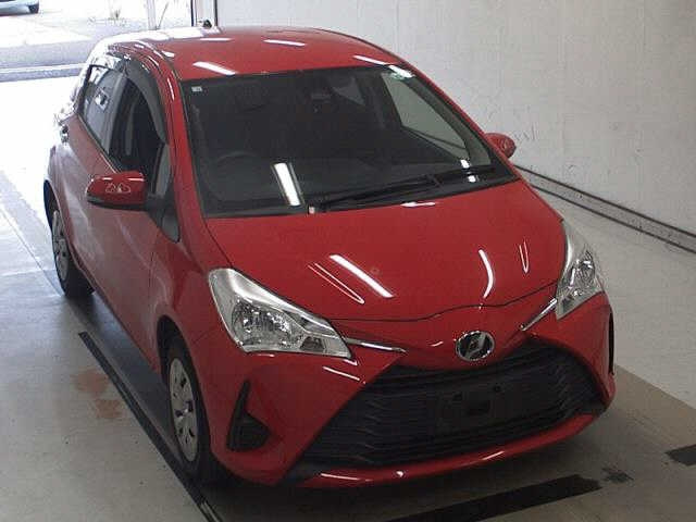 TOYOTA VITZ 2018