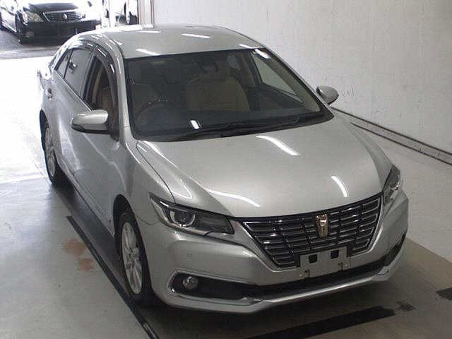 TOYOTA PREMIO 2016