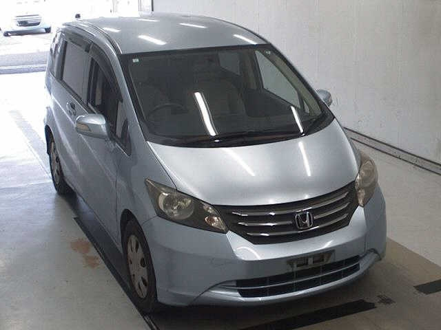 HONDA FREED 2009