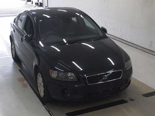 VOLVO S40