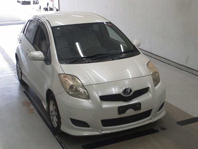 TOYOTA VITZ 2008