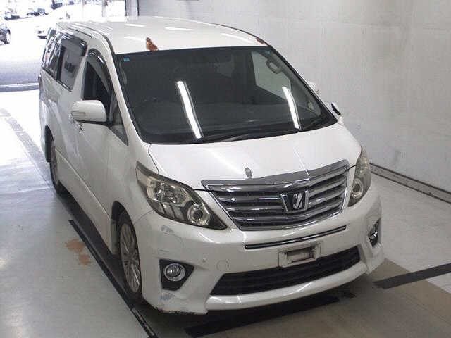 TOYOTA ALPHARD 2013