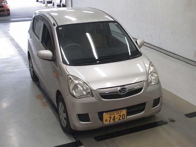 DAIHATSU MIRA 2011