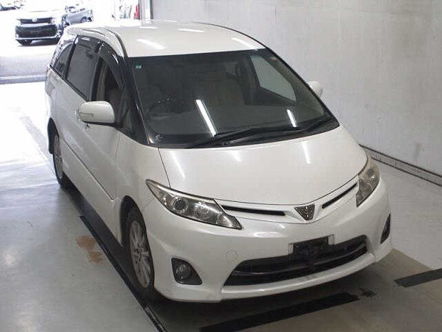 TOYOTA ESTIMA 2011