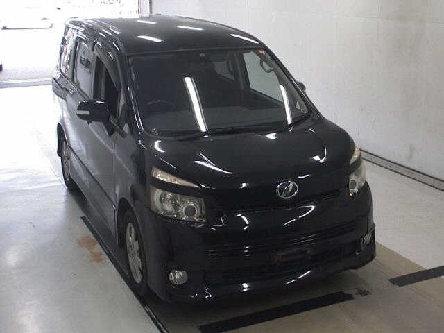 TOYOTA VOXY 2008
