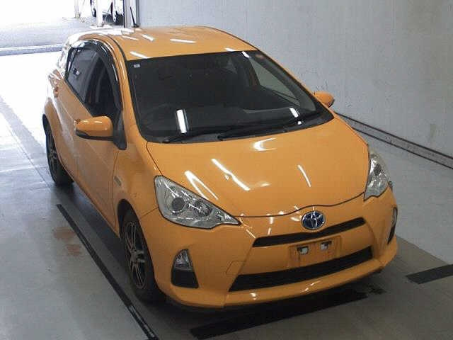 TOYOTA AQUA 2014