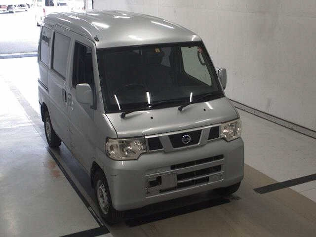 NISSAN CLIPPER VAN 2013