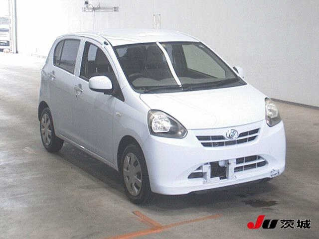 DAIHATSU MIRA E S 2012