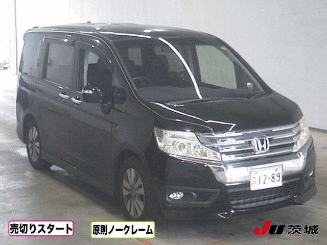 HONDA STEP WAGON 2012