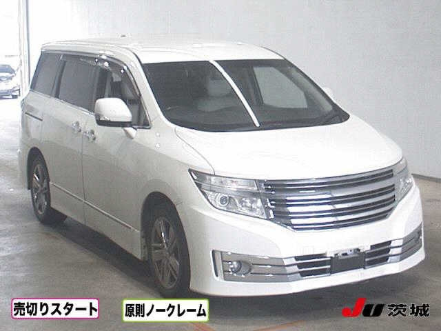 NISSAN ELGRAND 2011
