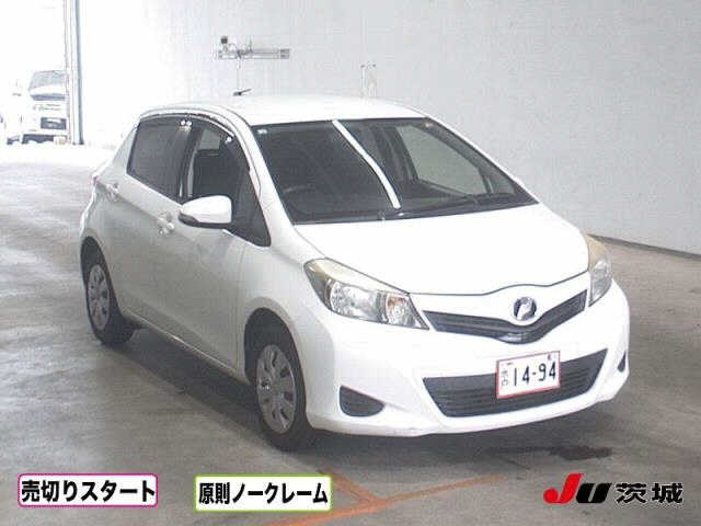 TOYOTA VITZ 2012