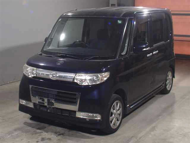 DAIHATSU TANTO 2008