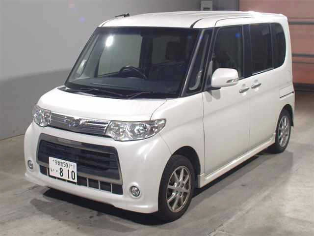 DAIHATSU TANTO 2013