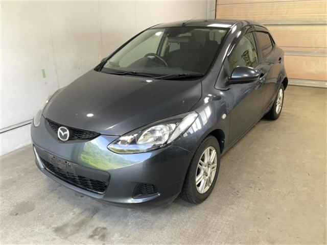 MAZDA DEMIO 2010