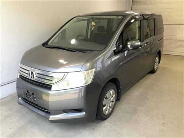 HONDA STEP WAGON 2011