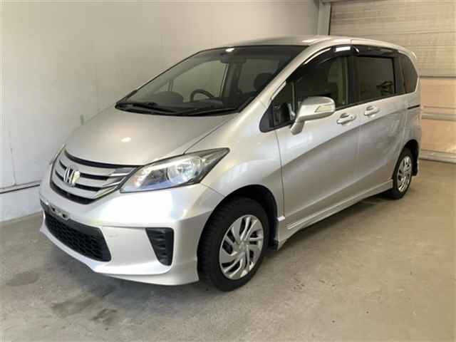 HONDA FREED 2012