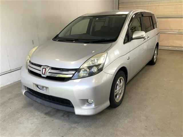 TOYOTA ISIS 2012
