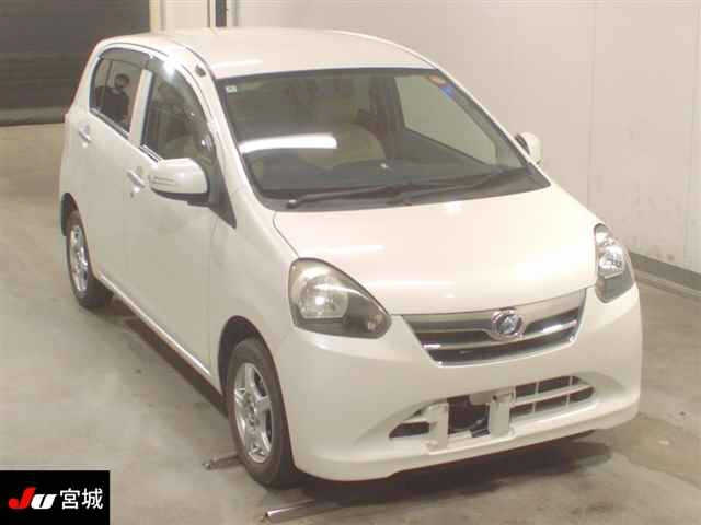 DAIHATSU MIRA E S 2012