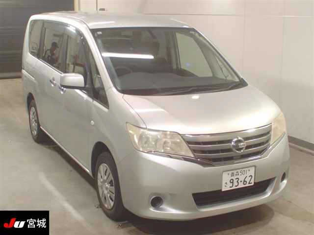 NISSAN SERENA 2013