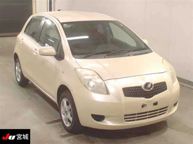 TOYOTA VITZ 2005