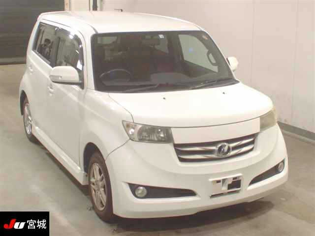 TOYOTA BB 2008