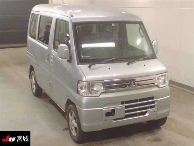 MITSUBISHI MINICAB VAN 2012