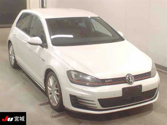 VOLKSWAGEN GOLF 2014