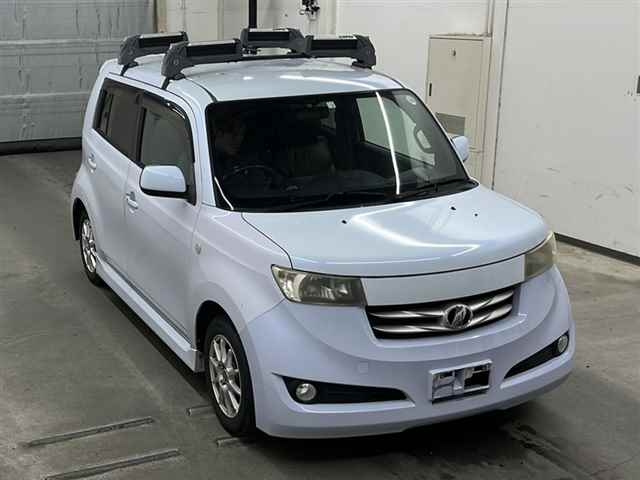 TOYOTA BB 2006