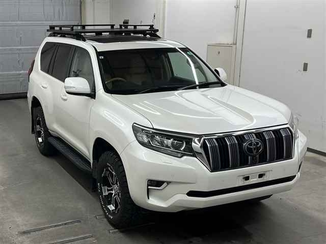 TOYOTA LAND CRUISER PRADO 2021