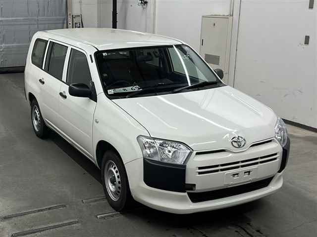 TOYOTA PROBOX 2020