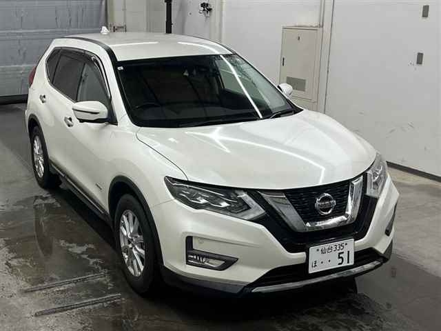NISSAN X-TRAIL