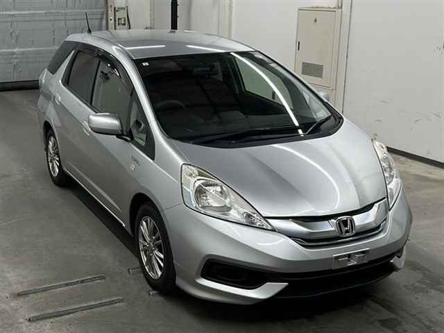 HONDA FIT SHUTTLE 2015