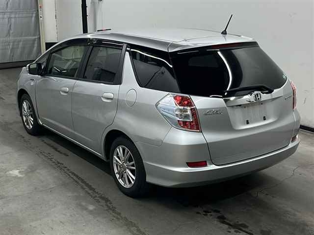 HONDA FIT SHUTTLE 2015