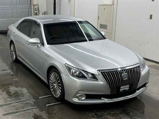 TOYOTA CROWN 2014