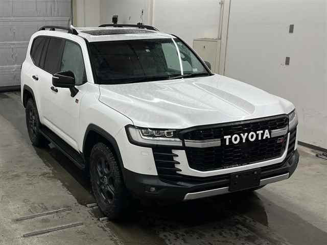 TOYOTA LAND CRUISER 2022