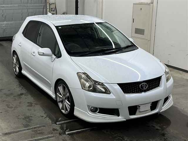TOYOTA BLADE