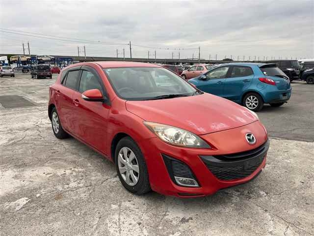 MAZDA AXELA 2010