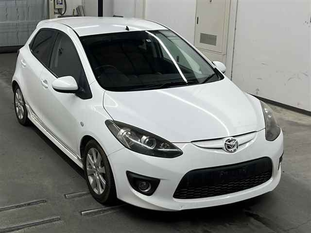 MAZDA DEMIO 2009
